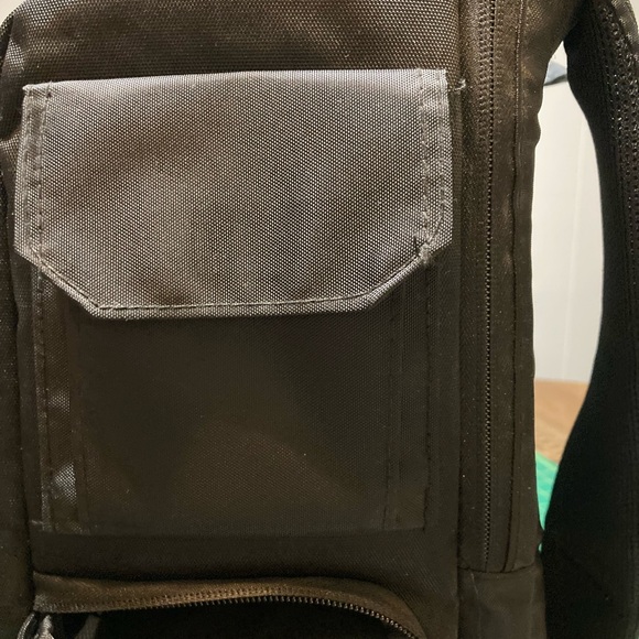 Autel Ribitics EVO II-8K portable Drone with case & backpack - Picture 11 of 15